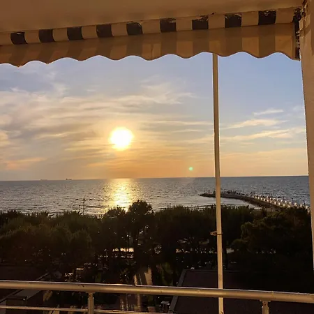 Bellavista Qerret * Golem (Tirana)