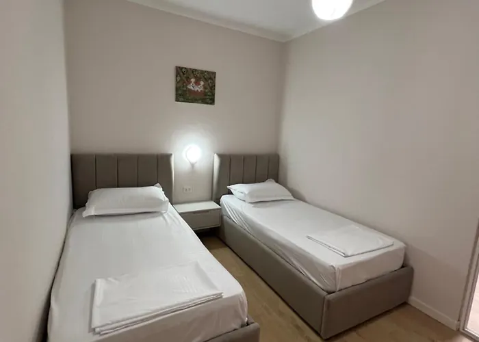 Apartman Bellavista Qerret Golem
