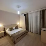 Luxora Stays Golem (Tirana)