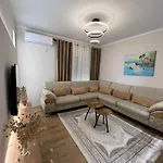 Appartamento Luxora Stays