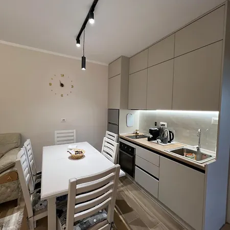 Bellavista Qerret Apartment *