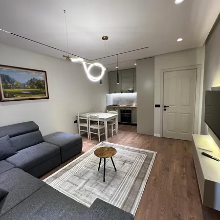 Luxora Stays Golem (Tirana)