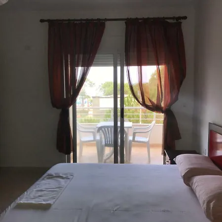 Bellavista Qerret Apartamento *